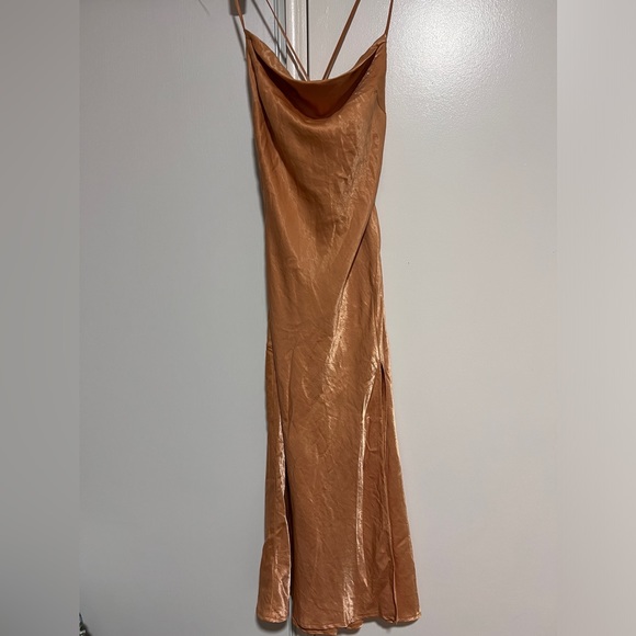 Hello Molly Peach Satin dress, Cowl neck size 4 - Picture 2 of 6